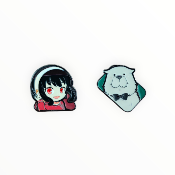 Set Pines Metálicos Yor & Bond Forger Edición Limitada